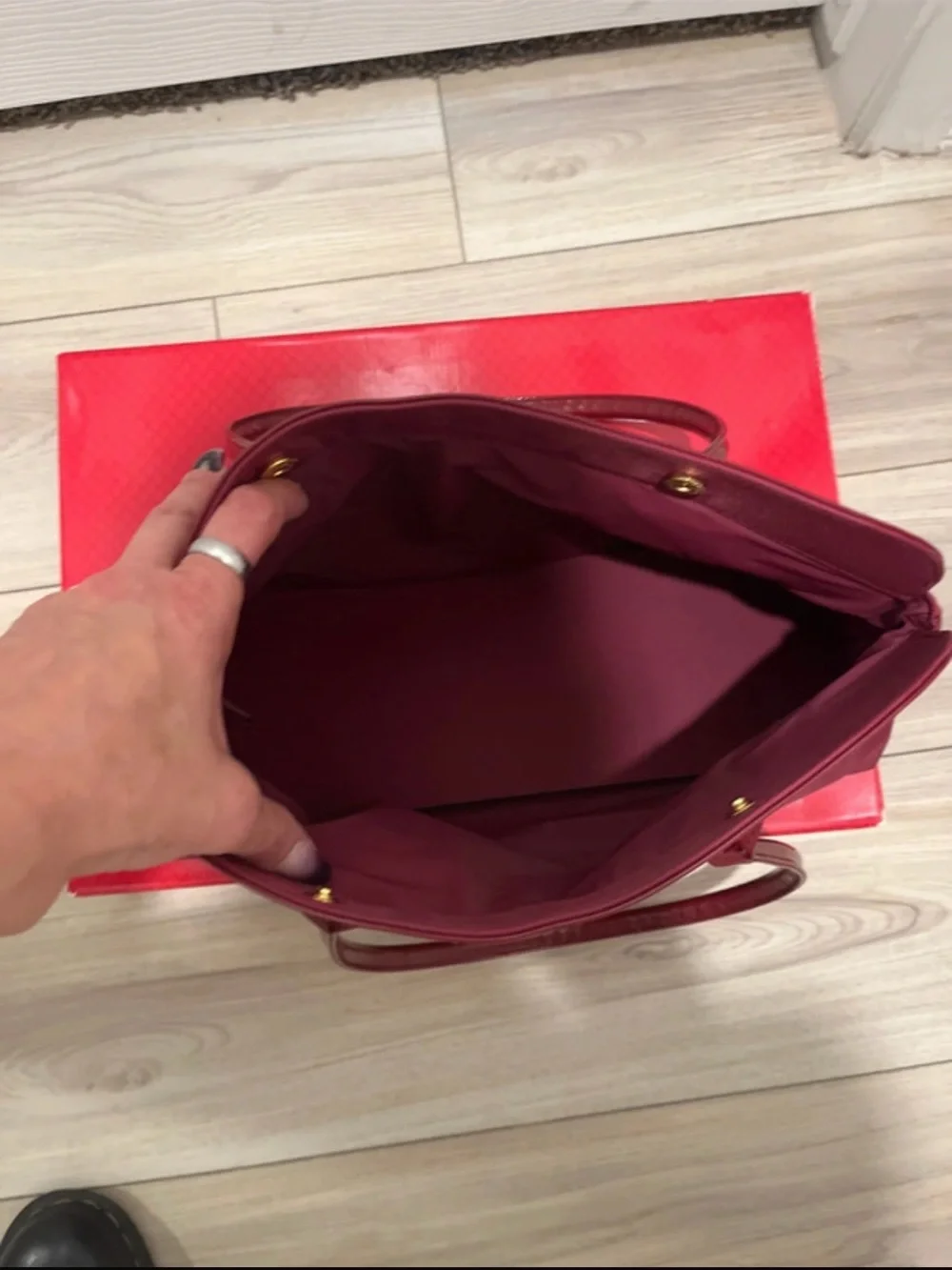 Estee Lauder Burgundy Women's Tote Bag